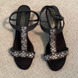 Wedge sandals with rhinestones
